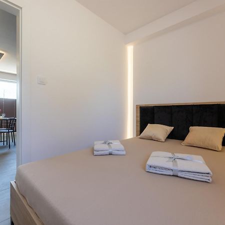 Luksusowe Domy Caloroczne Usteckie Perly By Manage Rent Wodnica  Kültér fotó